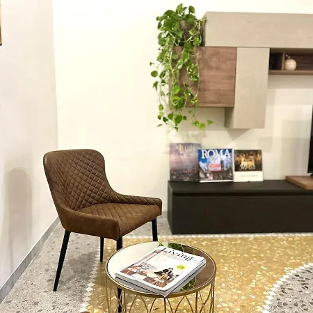 Appartamento Elegant With Balcony Near The Center *