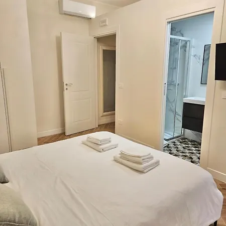Appartamento Elegant With Balcony Near The Center Roma